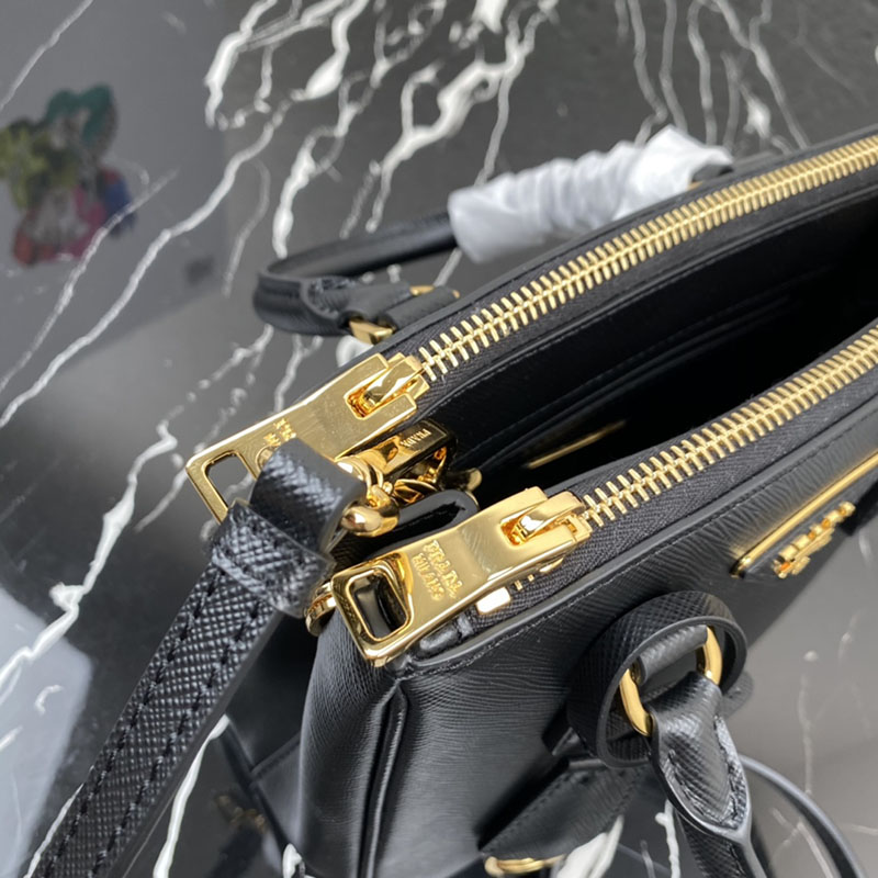 プラダ アウトレット PRADA ガレリア サフィアーノレザー ミニバッグ 1BA906_NZV_F0002_V_EOM ブラック H品 プラダ キャンバストート 新作 - 画像 (5)