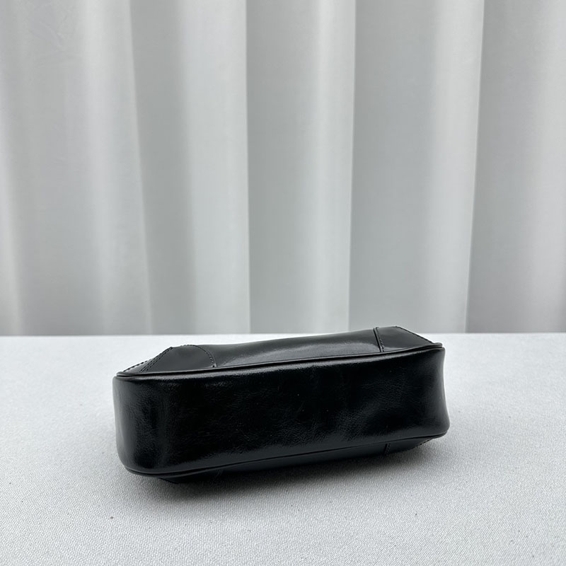 プラダ アウトレット PRADA Re-Edition 2005 ナプラックパテントレザー バッグ 1BH204_2DNT_F0002_V_WRS ブラック H品 プラダ アウトレット バッグ 新作 - 画像 (7)