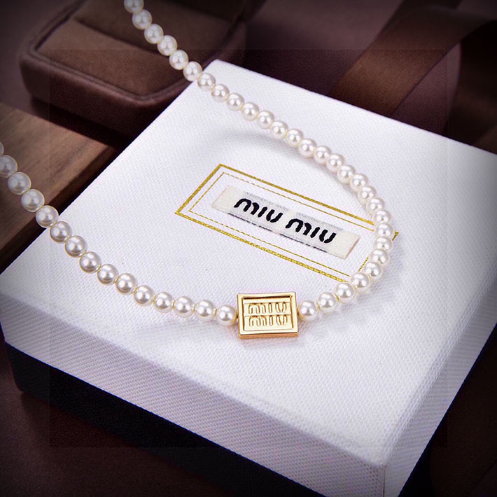 最高級MiuMiuスーパーコピー ミュウミュウネックレスコピー パールxメタル チョーカー 5IC066_2CVA_F0SAJ - 画像 (2)
