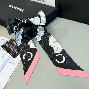 シャネル スカーフ 値段