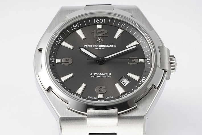 最高級ヴァシュロンコンスタンタンスーパーコピー オーヴァーシーズ 47040/000W-9500 グレー VACHERON CONSTANTIN メンズ 腕時計 - 画像 (8)