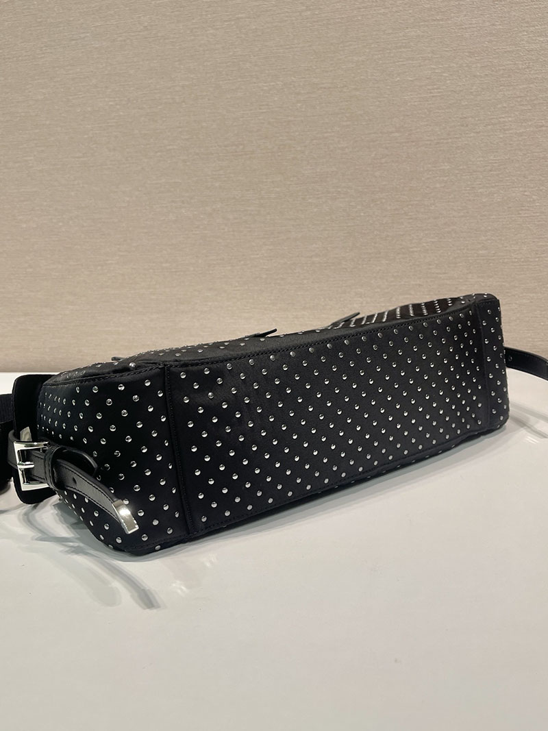 プラダ アウトレット PRADA Re-Nylon ショルダーバッグ 1BC236_2HGV_F0002_V_OOO ブラック H品 プラダ ナイロン ショルダーバッグ - 画像 (5)