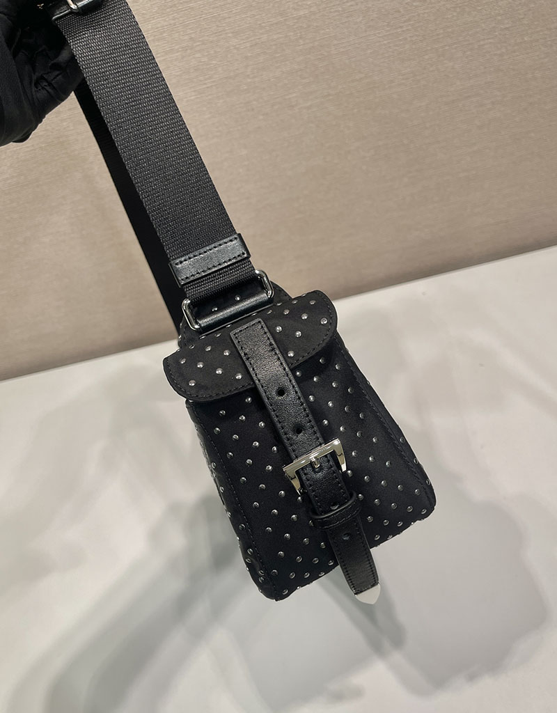 プラダ アウトレット PRADA Re-Nylon ショルダーバッグ 1BC236_2HGV_F0002_V_OOO ブラック H品 プラダ ナイロン ショルダーバッグ - 画像 (4)
