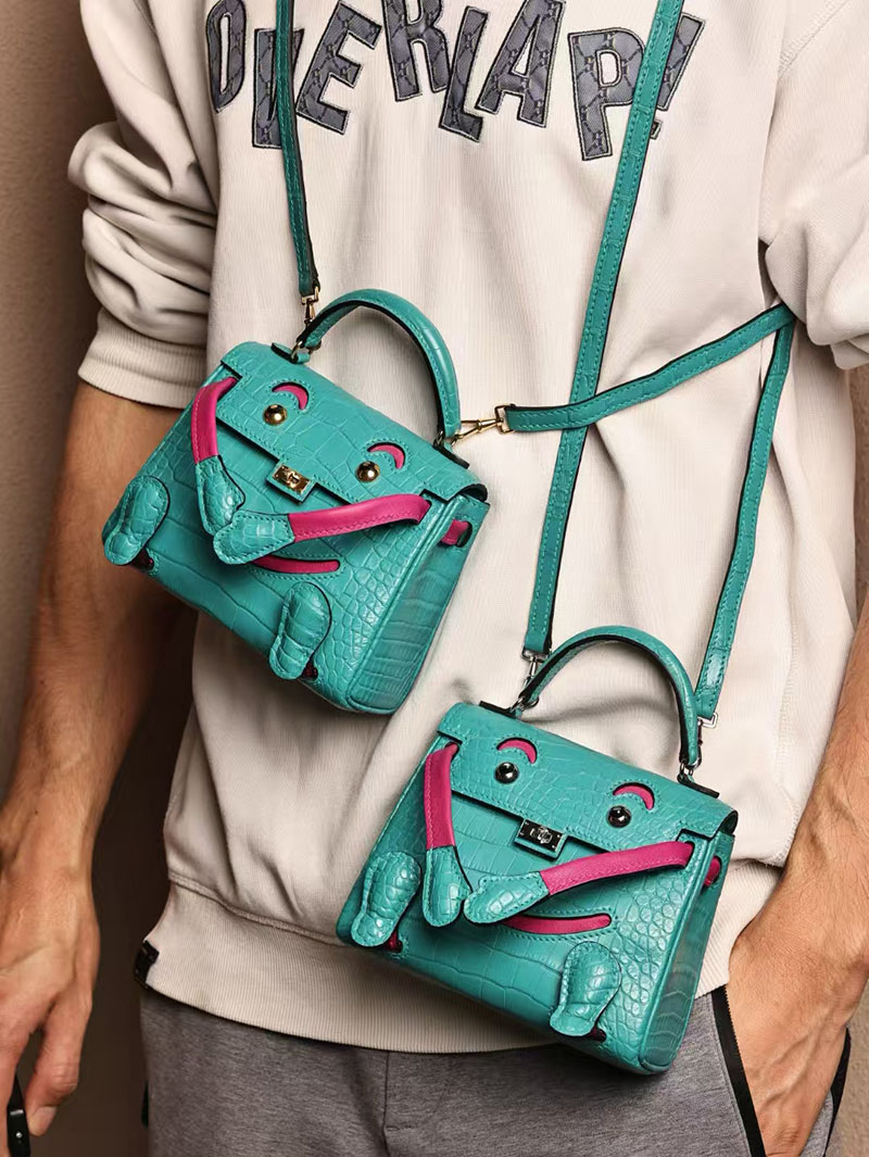 エルメスコピー HERMES ケリードール パーソナル ブルーパオン/ローズショッキング クロコダイル アリゲーターマット ゴールド金具 2524007 - 画像 (2)
