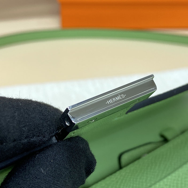 エルメス コンスタンス ロング 定価 HERMES コンスタンスロング トゥーゴー ヴェールクリケット ヴォーエプソン シルバー金具 2524244 - 画像 (2)