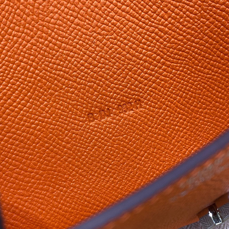 エルメス コンスタンス ロング 定価 HERMES コンスタンスロング トゥーゴー オレンジ ヴォーエプソン シルバー金具 2524270 - 画像 (4)