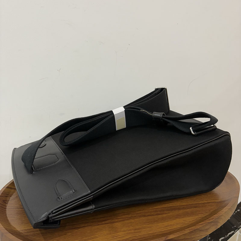 エルメス リュック メンズ HERMES ケリー アッカド HAC A DOS 黒 ブラック トワル/スイフト シルバー金具 2524352 - 画像 (5)
