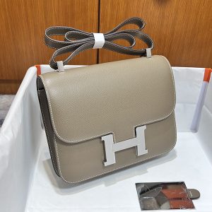 コンスタンス24 定価