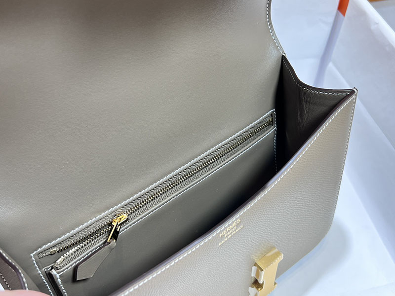 エルメススーパーコピー コンスタンス24 定価 HERMES コンスタンス1 24MM エトゥープ ヴォーエプソン ゴールド金具 2524479 - 画像 (3)