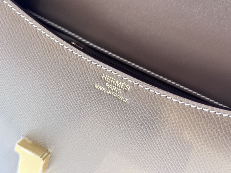エルメススーパーコピー コンスタンス24 定価 HERMES コンスタンス1 24MM エトゥープ ヴォーエプソン ゴールド金具 2524479 - 画像 (2)