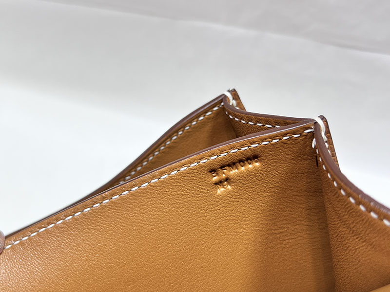 エルメススーパーコピー コンスタンス ミニ 定価 HERMES コンスタンス1 ミニ ゴールド ヴォーエプソン シルバー金具 2524493 - 画像 (3)