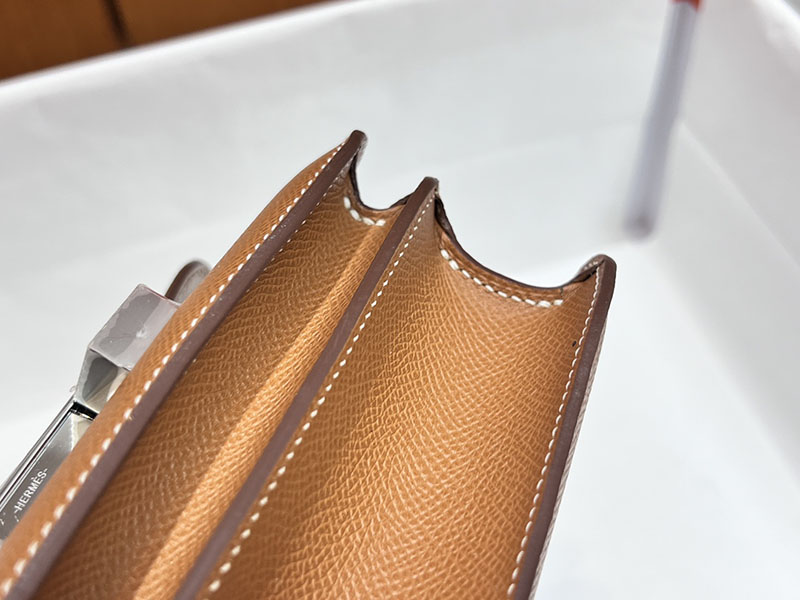 エルメススーパーコピー コンスタンス ミニ 定価 HERMES コンスタンス1 ミニ ゴールド ヴォーエプソン シルバー金具 2524493 - 画像 (2)