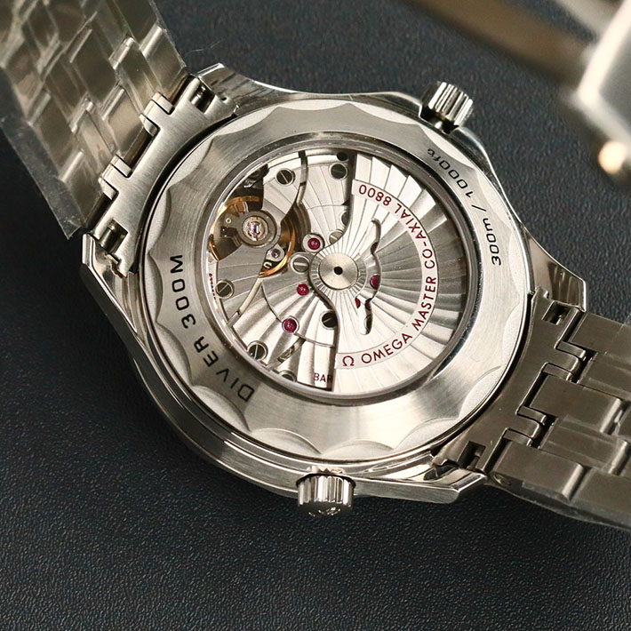 オメガ OMEGA シーマスター ダイバー300 コーアクシャル マスタークロノメーター ジェームズ・ボンド 210.22.42.20.01.004 ブラック メンズ 腕時計 - 画像 (6)