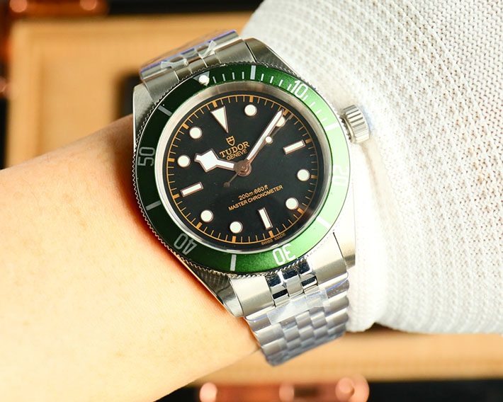 最高級チューダースーパーコピー TUDOR ブラックベイ M7941A1A0NU-0003 メンズ 腕時計 - 画像 (7)