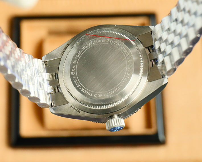 最高級チューダースーパーコピー TUDOR ブラックベイ M7941A1A0NU-0003 メンズ 腕時計 - 画像 (3)