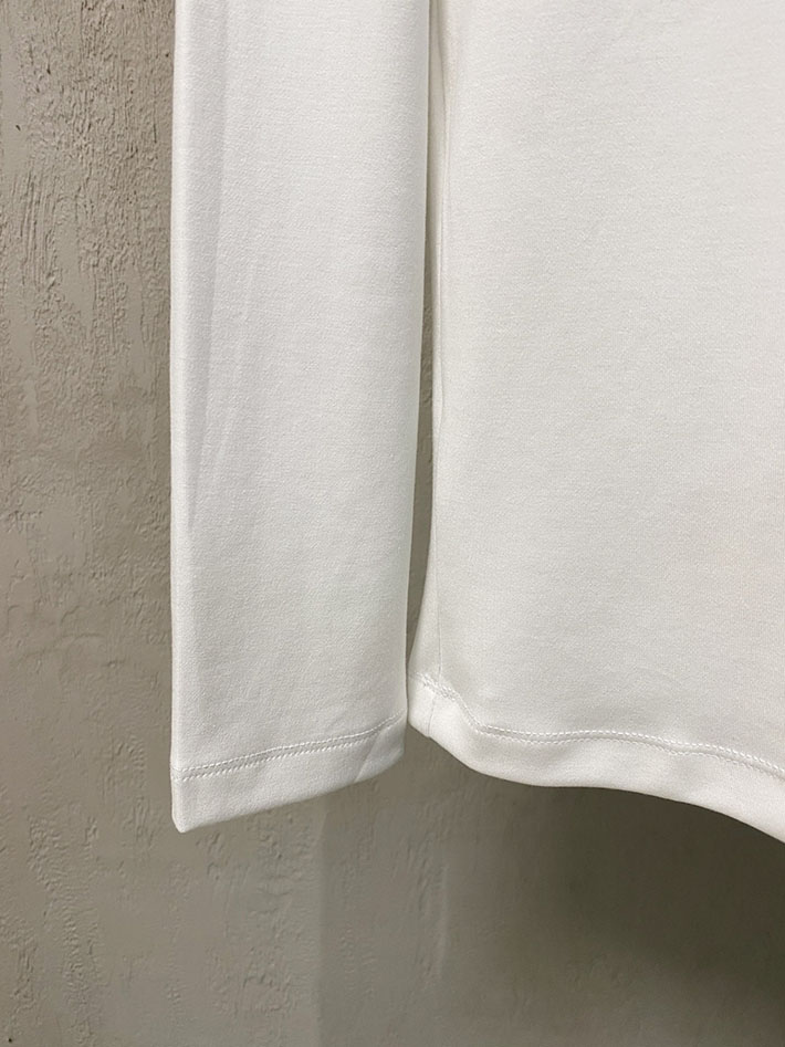 最高級フェンディスーパーコピー キッズ ロングTシャツ FENDI ROMA ロゴ クルーネック 長袖シャツ ホワイト 2524822 フェンディ Tシャツ メンズ - 画像 (5)