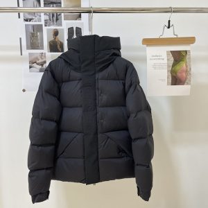 モンクレール ダウン 定番