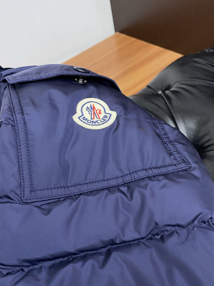 最高級モンクレールスーパーコピー Moncler Maya 70 ショートダウンジャケット ブルー 2525107 MONCLER ダウン メンズ - 画像 (4)