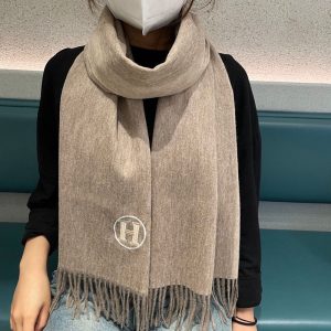 エルメス マフラー レディース