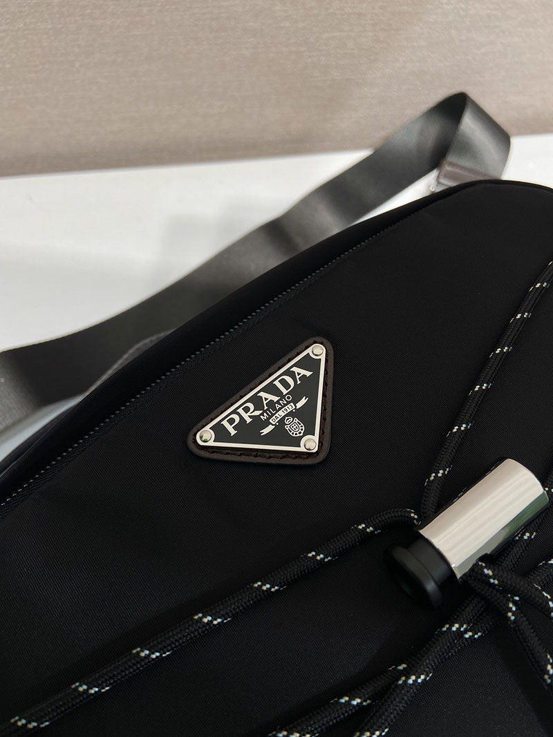 プラダ バッグ メンズ 新作 PRADA スピードロック Re-Nylon レザー ショルダーバッグ ブラック 2VH201 プラダ バッグ ナイロン - 画像 (4)