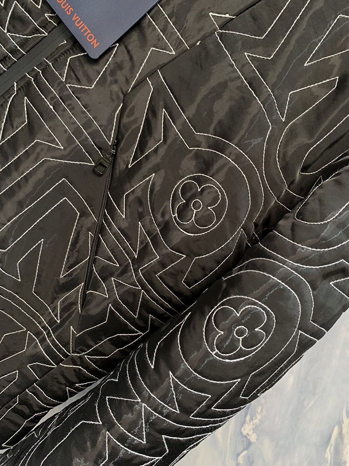 最高級ルイヴィトンスーパーコピー lv スノー ダウンジャケット メンズ ブラック 2525795 ルイヴィトン ダウンジャケット 新作 - 画像 (5)