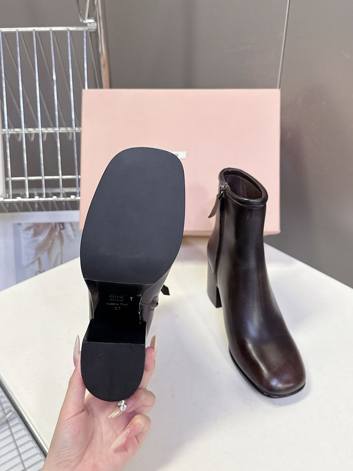 最高級MiuMiuスーパーコピー ミュウミュウ フュメカーフブーティー 5T520E_3KY8_F0003_F_065 Miumiu ブーツ レディース - 画像 (5)
