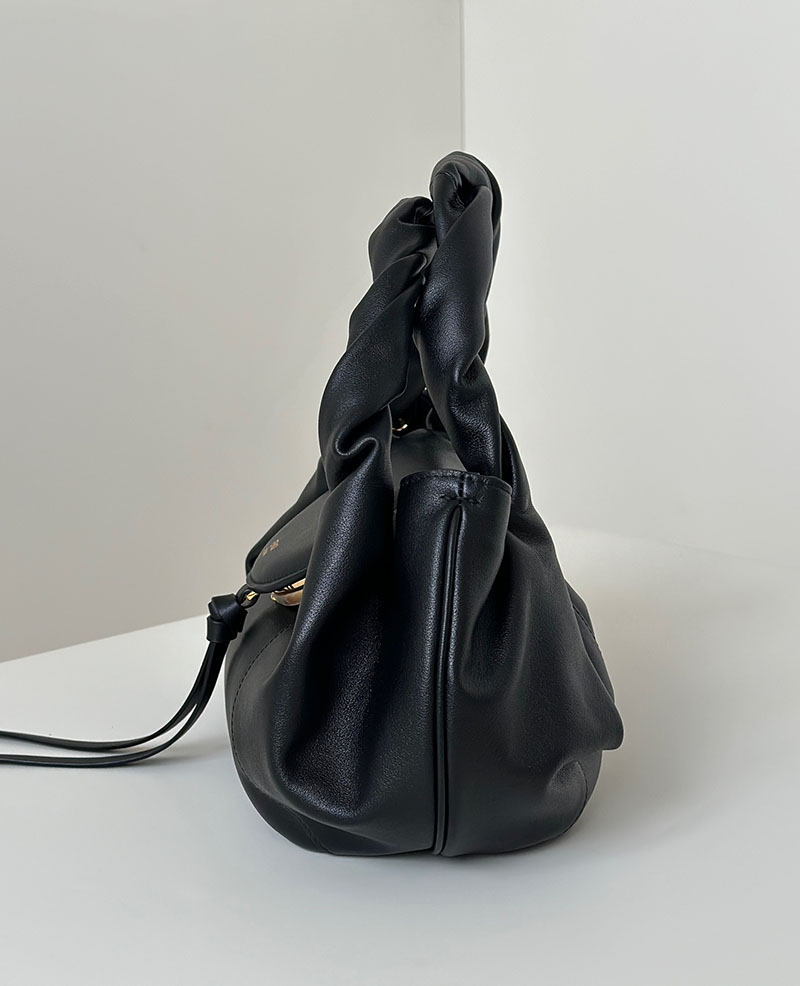 フェンディ 人気バッグ FENDI スパイ スモール バッグ ブラック 8BR838AYCTF0KUR フェンディ スパイ バッグ 流行 - 画像 (9)