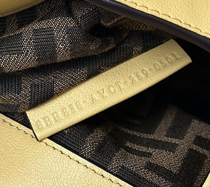フェンディ 人気バッグ FENDI スパイ スモール バッグ イエロー 8BR838AYCTF1NPV フェンディ スパイ バッグ 定価 - 画像 (3)