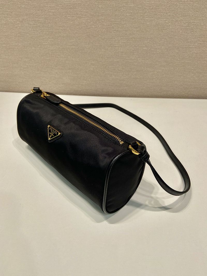 プラダ バッグ レディース PRADA Re-Nylon ポーチ ブラック 1NE058_2C05_F0002 プラダ ポーチ アウトレット 値段 - 画像 (9)