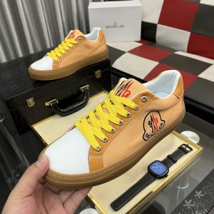 モンクレール 靴 アウトレット