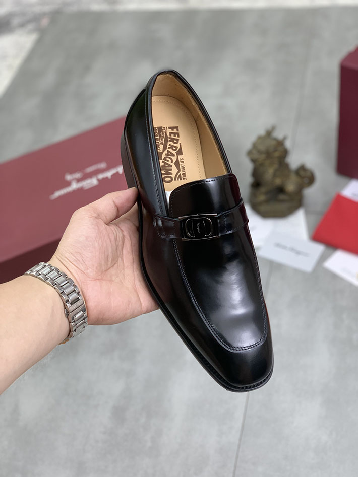 Ferragamo スニーカー