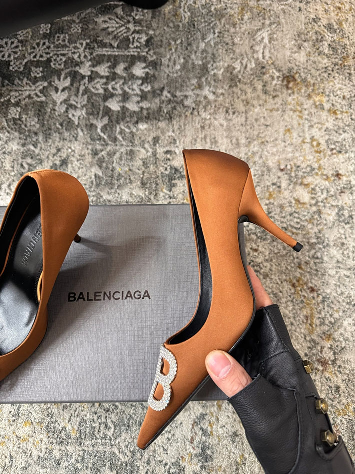 最高級バレンシアガスーパーコピー BALENCIAGA パンプス スエード調 ポインテッドトゥ ハイヒール 2628191 バレンシアガ リボン 靴 - 画像 (2)