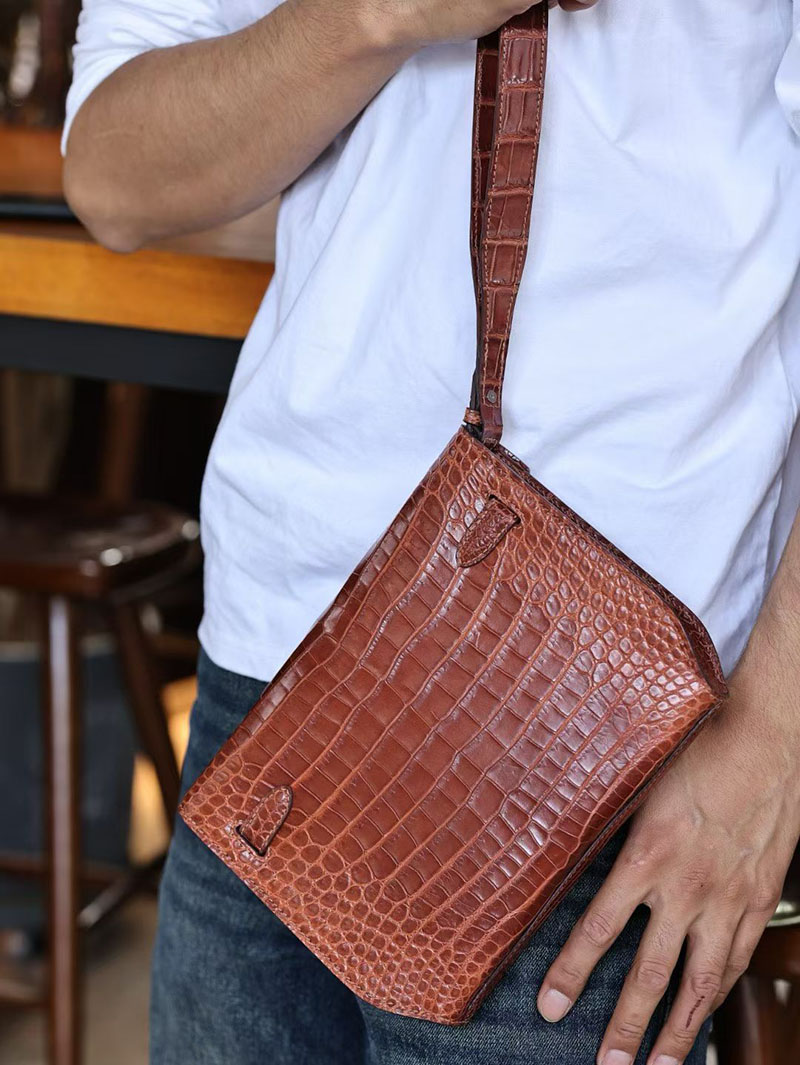 ケリーデペッシュ メンズ HERMES ケリーデペッシュ25 ゴールド クロコダイル シルバー金具 2627486 エルメス専門店 おすすめ - 画像 (4)