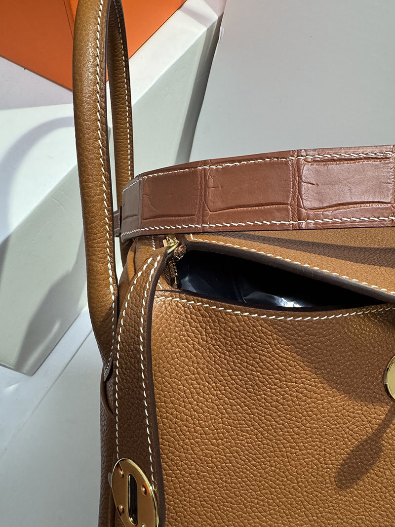 リンディ エルメス 定価 HERMES リンディ26 フォーブ/ルージュグレナ バレニアフォーブル/クロコダイル シルバー金具 2627622 - 画像 (8)