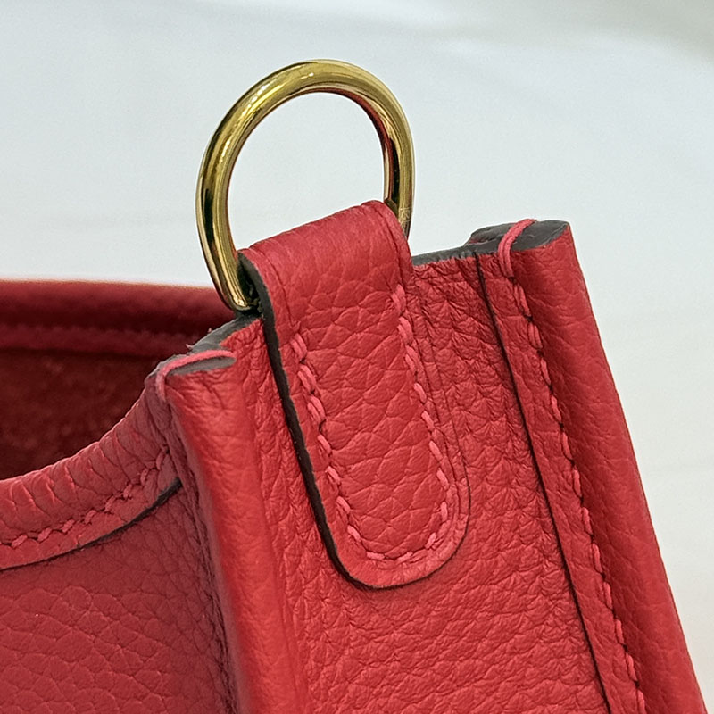 エヴリン tpm ショート HERMES エヴリン TPM ルージュカザック トリヨンクレマンス ゴールド金具 2627650 エルメス 海外通販 - 画像 (5)
