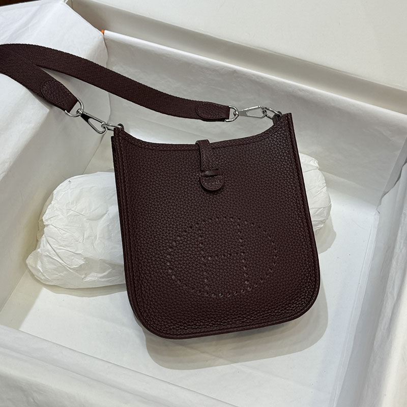 ミニショルダーバッグ 人気ブランド HERMES エヴリン TPM ルージュセリエ トリヨンクレマンス シルバー金具 2627653 エルメス 海外通販 - 画像 (9)