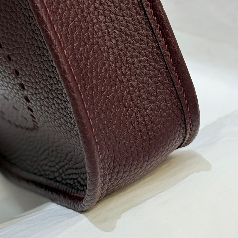 ミニショルダーバッグ 人気ブランド HERMES エヴリン TPM ルージュセリエ トリヨンクレマンス シルバー金具 2627653 エルメス 海外通販 - 画像 (6)