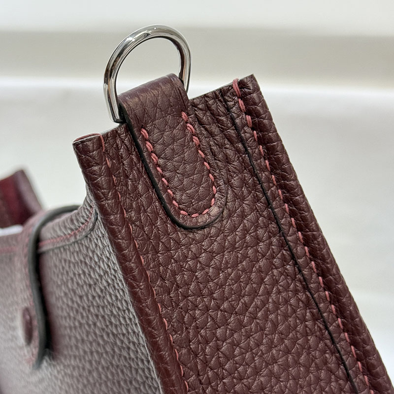 ミニショルダーバッグ 人気ブランド HERMES エヴリン TPM ルージュセリエ トリヨンクレマンス シルバー金具 2627653 エルメス 海外通販 - 画像 (5)