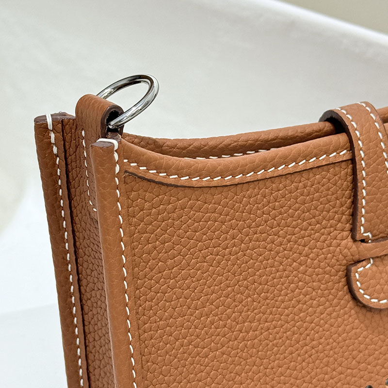 エヴリン16 セリエ HERMES エヴリン TPM ゴールド トリヨンクレマンス シルバー金具 2627671 エルメス 海外通販 - 画像 (4)