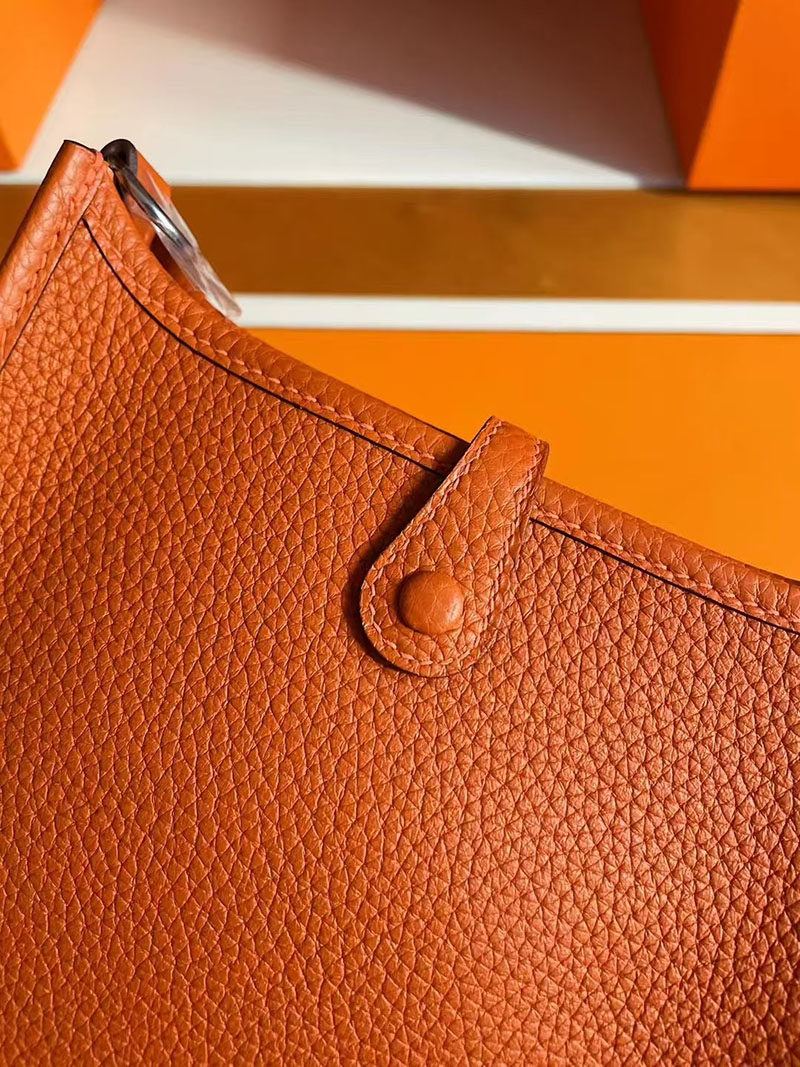 エルメス エヴリン 16 HERMES エヴリン TPM オレンジ トリヨンクレマンス シルバー金具 2627715 エルメス 新作バッグ - 画像 (4)