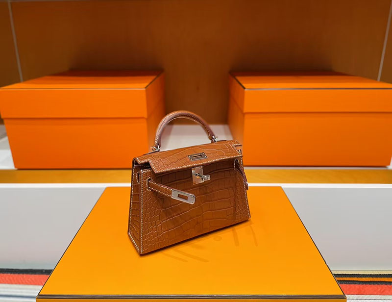 エルメス ミニケリー クロコ HERMES ケリーミニ2 外縫い ゴールド クロコダイル アリゲーターマット シルバー金具 2627732 エルメス 新作バッグ - 画像 (7)