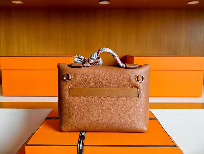 エルメス ヴァン キャトル ミニ HERMES ミニ ヴァンキャトル ゴールド エバーカラー/スイフト シルバー金具 2627756 エルメス 新作バッグ - 画像 (5)