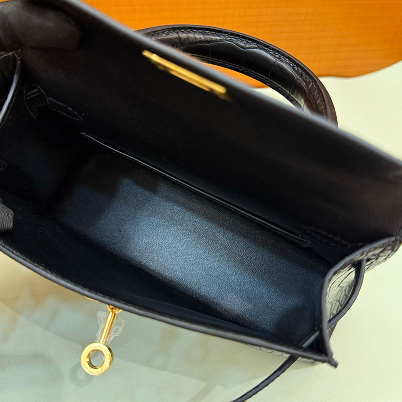 エルメス ミニバッグ レディース HERMES ケリーミニ2 外縫い クロ クロコダイル アリゲーターマット シルバー金具 2627799 エルメス 新作バッグ - 画像 (12)