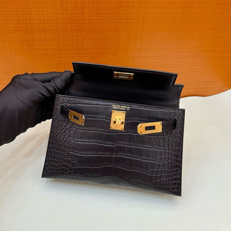 エルメス ミニバッグ レディース HERMES ケリーミニ2 外縫い クロ クロコダイル アリゲーターマット シルバー金具 2627799 エルメス 新作バッグ - 画像 (10)