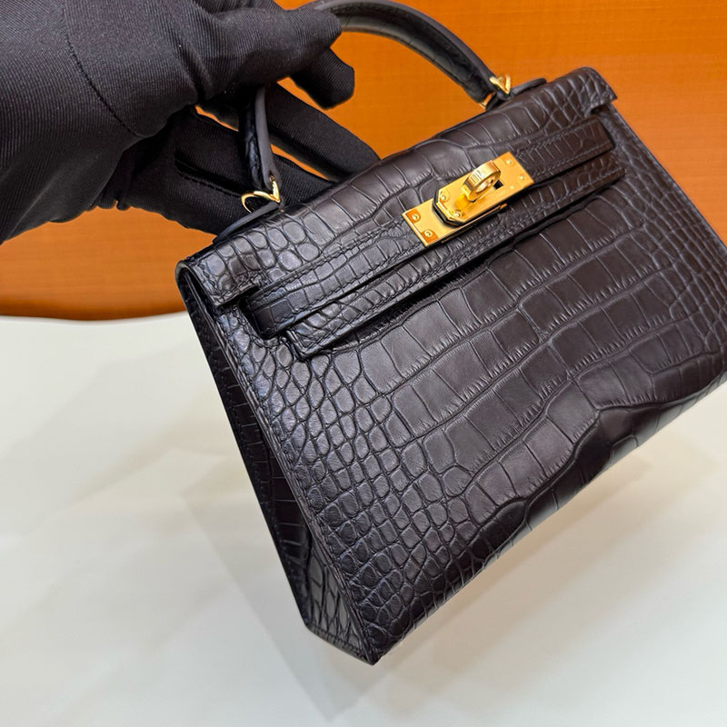 エルメス ミニバッグ レディース HERMES ケリーミニ2 外縫い クロ クロコダイル アリゲーターマット シルバー金具 2627799 エルメス 新作バッグ - 画像 (6)