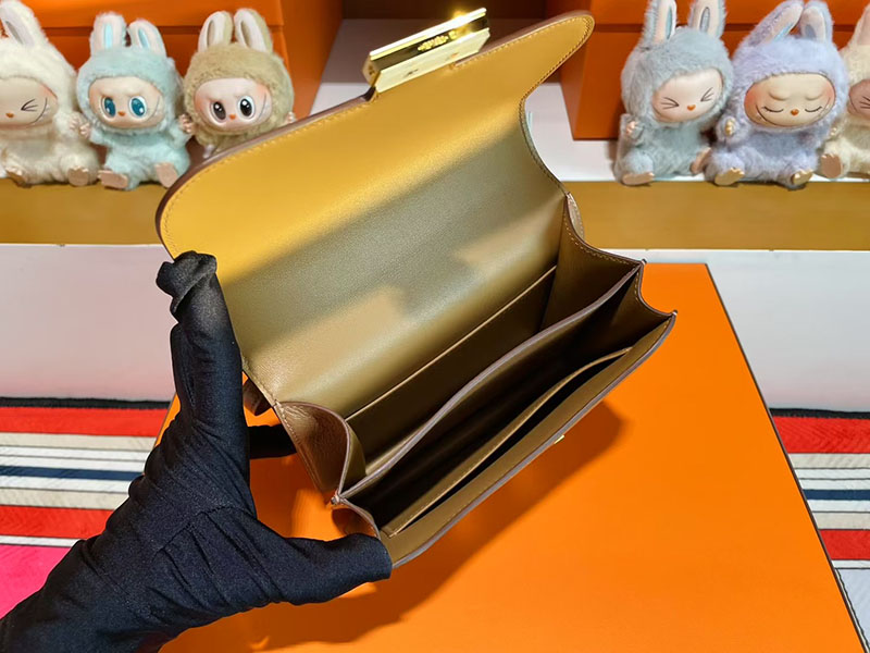 ショルダーバッグ 小さめ おしゃれ HERMES コンスタンス3 ミニ ケブラコ シェブルミゾル ゴールド金具 2627808 エルメス 新作バッグ - 画像 (6)