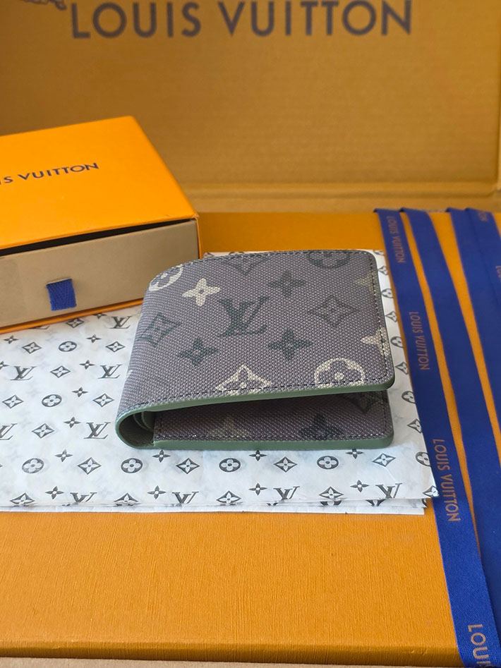 ルイヴィトン販売店舗 財布 メンズ Louis Vuitton ポルトフォイユ・ミュルティプル カーキ M27058 ルイヴィトン 財布 二つ折り メンズ - 画像 (10)