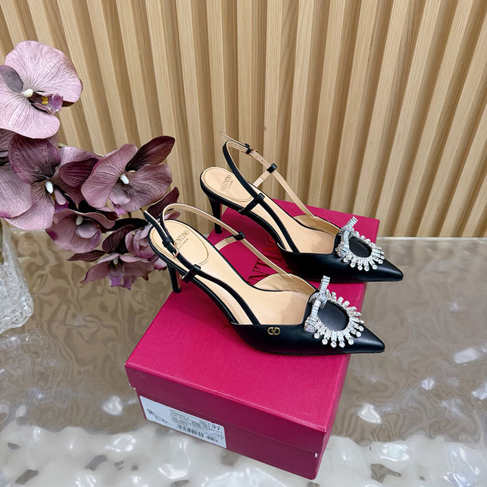 ヴァレンティノ 靴 シューズ レディース VALENTINO 80mm レザースクエアビジューパンプス 2628215 ヴァレンティノ パンプス 黒 - 画像 (8)