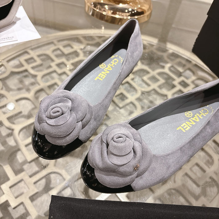 最高級シャネルスーパーコピー CHANEL 45mm 大人気バレリーナ フラットシューズ グレー 2628390 シャネル バレエシューズ コーデ - 画像 (9)