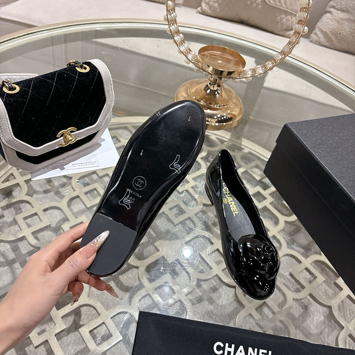 最高級シャネルスーパーコピー CHANEL 45mm 大人気バレリーナ フラットシューズ ブラック 2628393 シャネル パンプス 黒 - 画像 (9)